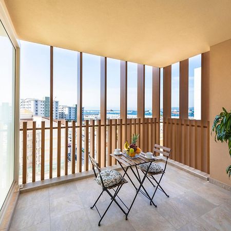 Bentley Holiday Apartments - West One Gibraltar Exterior photo