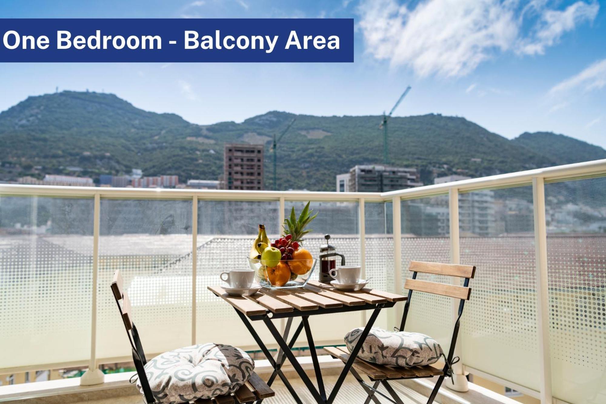 Bentley Holiday Apartments - West One Gibraltar Exterior photo